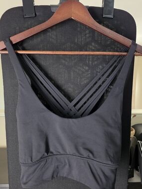 lululemon athletica Black Strappy-Back Sports Bralette
